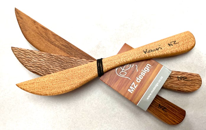 Pate Knife set Rimu, Kauri, Rewarewa