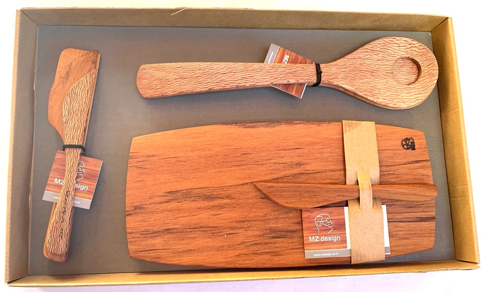 Gift Box Cheese Set, Salad Servers Cheese Boards Rimu, Kauri, Rewarewa